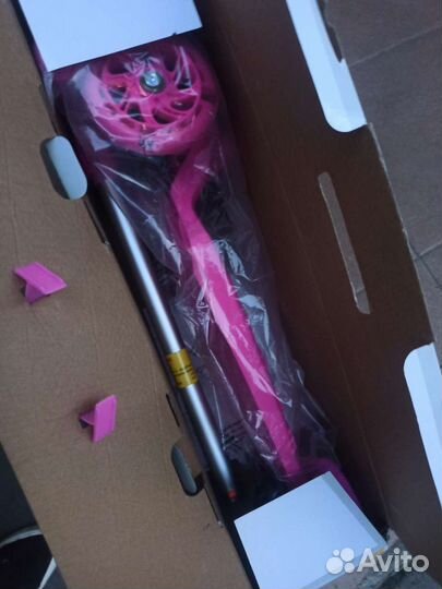 Самокат детский трехколесный новый