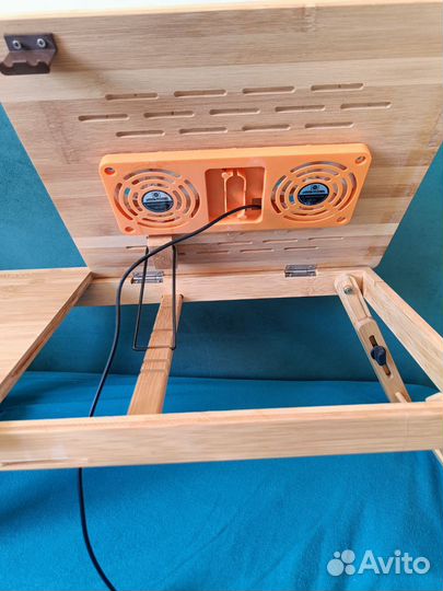 Столик для ноутбука на кровать