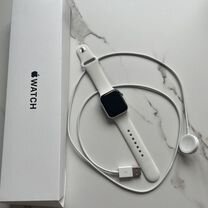 Часы apple watch se 40 mm бу