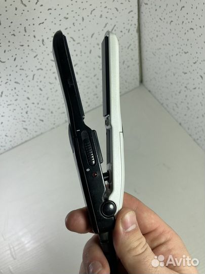 Мини-выпрямитель волос BaByliss PRO BaBySleek