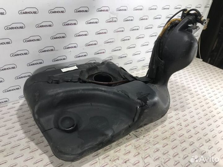 Топливный бак (бензобак) Volkswagen Passat B3 2.0