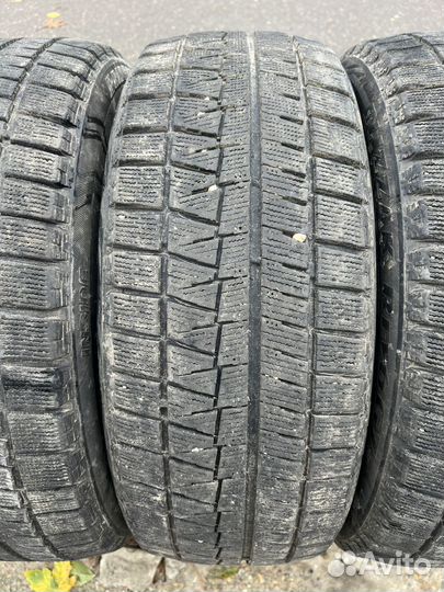 Bridgestone Blizzak Revo GZ 215/45 R13 87S