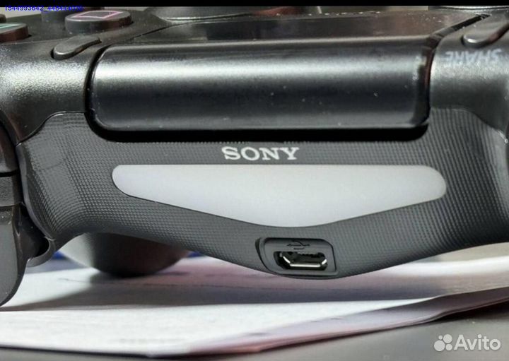 Геймпад для PS4: насладись Dual Shock 4