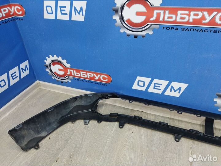 Накладка бампера Toyota RAV4 5 ха50 2019