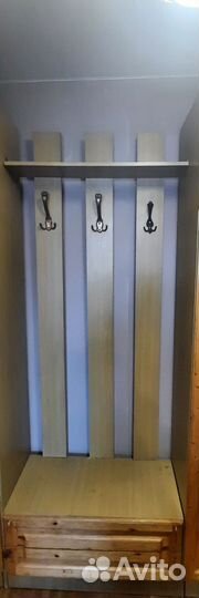 Отдам вешалку для дачи