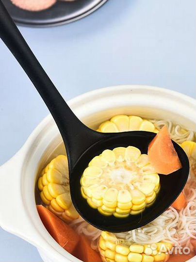 Набор кухонных ножей с подставкой, принадлежностей