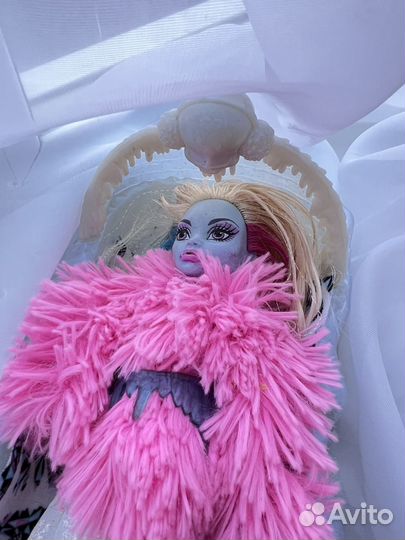 Монстер хай эбби с кроватью