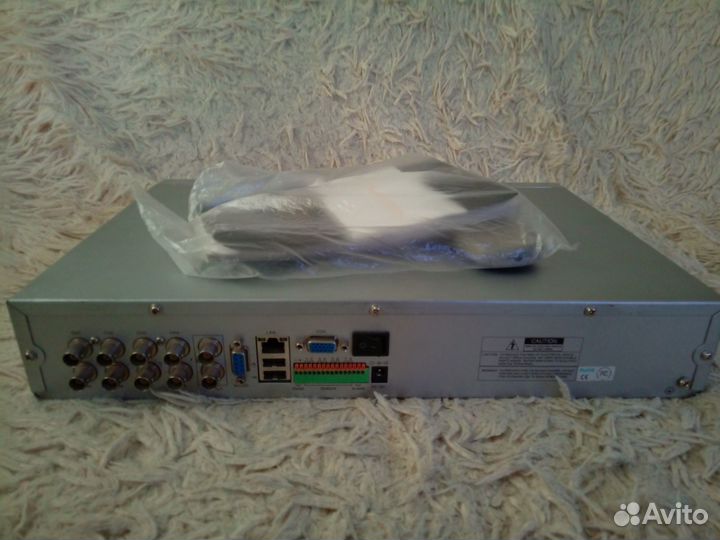 Видеорегистратор на 8 камер DVR