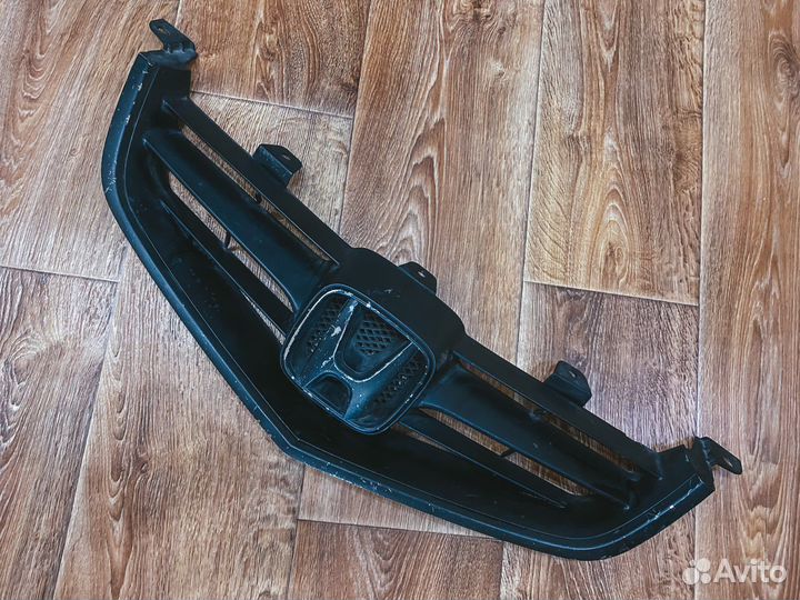 Решетка радиатора honda accord 7 дорест