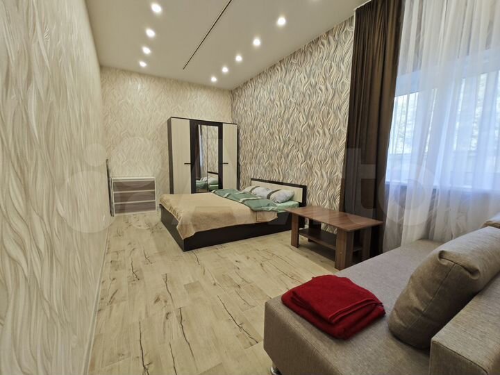 2-к. квартира, 108 м², 1/3 эт.