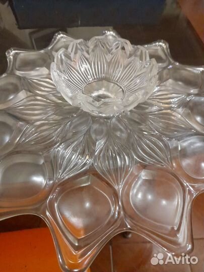 Блюдо на ножке. Чехия