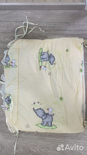 Бортик в детскую кроватку