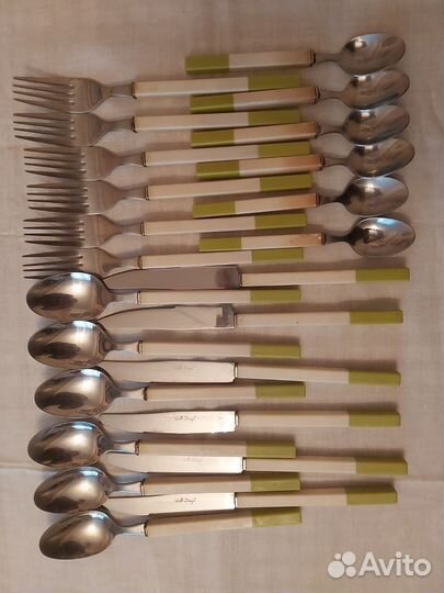 Ложки вилки и ножи набор