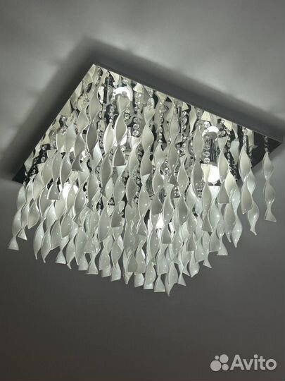 Люстра потолочная бу