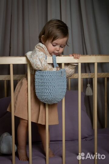 Вязаная подвесная корзинка
