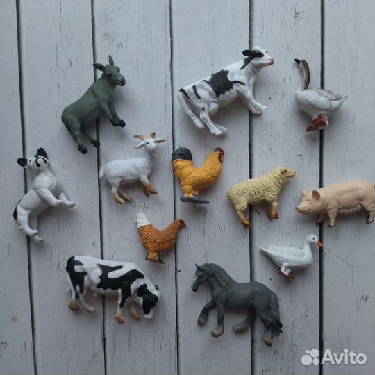 Игрушки фигуры домашних животных