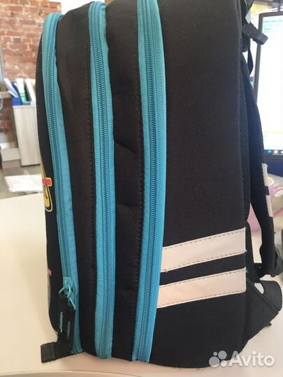 Рюкзак школьный