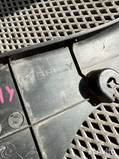 Обшивка стойки задняя правая нижняя Geely