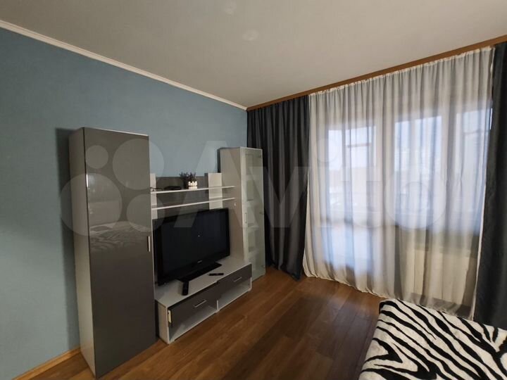 2-к. квартира, 67 м², 9/10 эт.