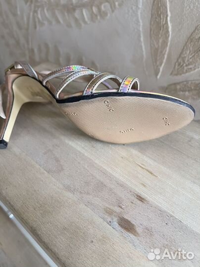 Босоножки женские 37 размер италия