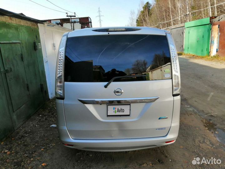 Nissan Serena 2.0 CVT, 2015, 143 000 км