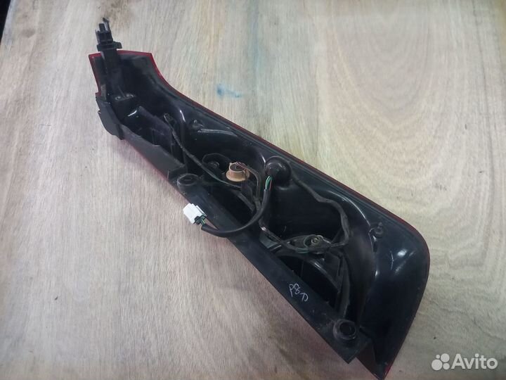 1315 Стоп-сигнал задний левый Nissan Note E11