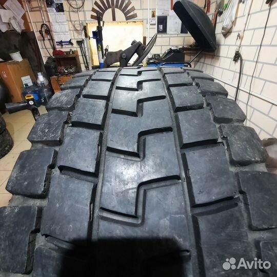 Б.у.шины 265/70 R19.5 Michelin xde2