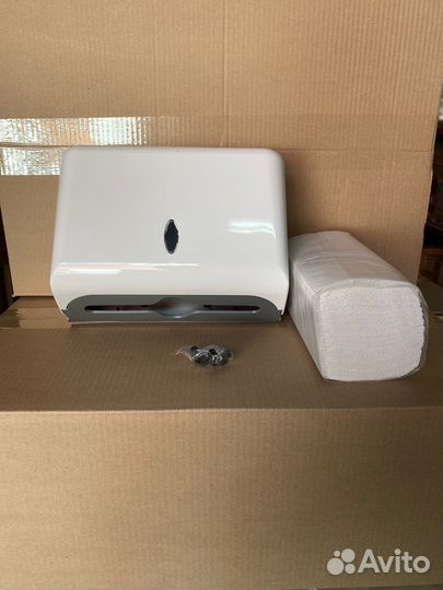 Бумажные полотенца для диспенсера