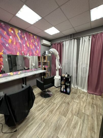 Офис, 22 м² и 23 м