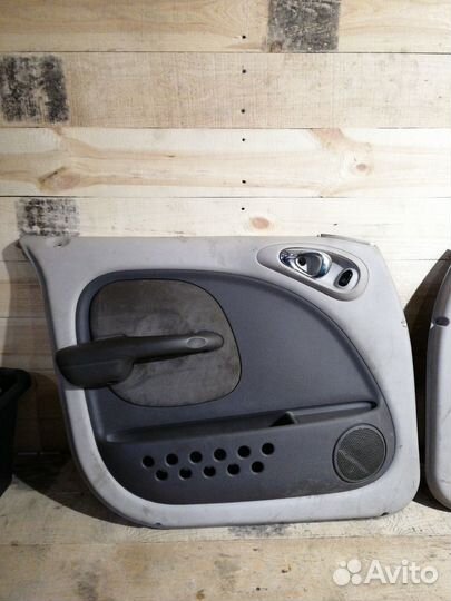 К-кт обшивки двери Chrysler PT Cruiser