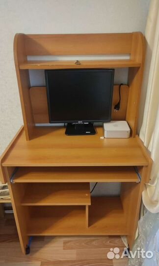 Компьютерный стол