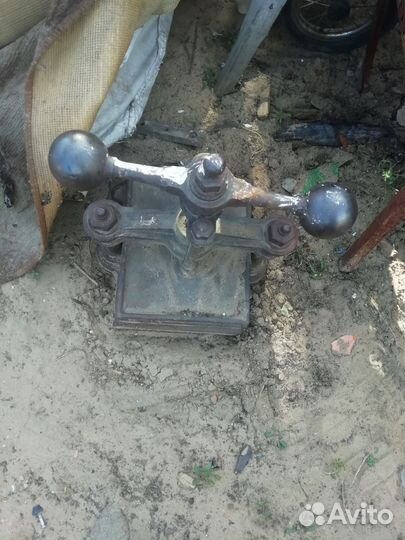 Обжимной пресс для книг антикварный