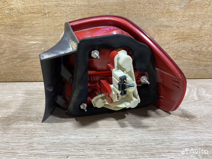 Фонарь задний левый BMW E90 дорест Арт. 111393