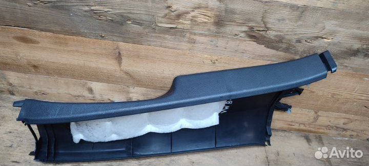 Накладка обшивка стойки правая Volkswagen Passat