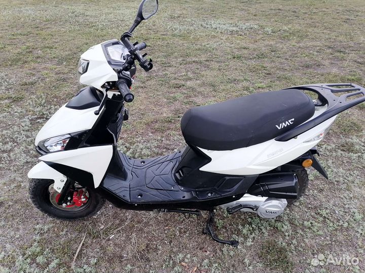 Скутер VMC BY49QT-2A