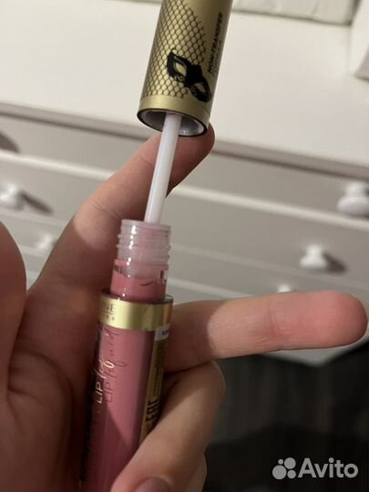 Помада eveline variety perfect matte