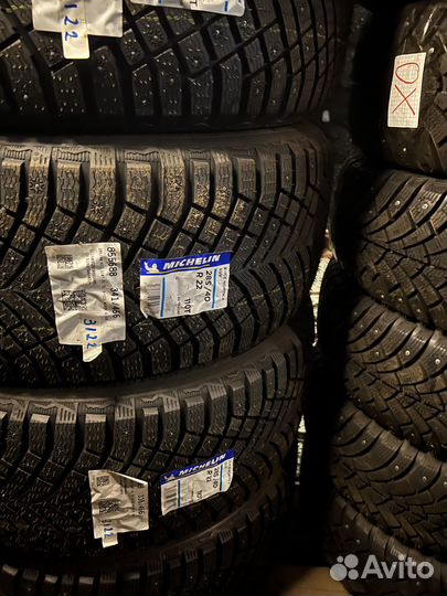 Michelin X-Ice North 4 SUV 285/40 R22 110T