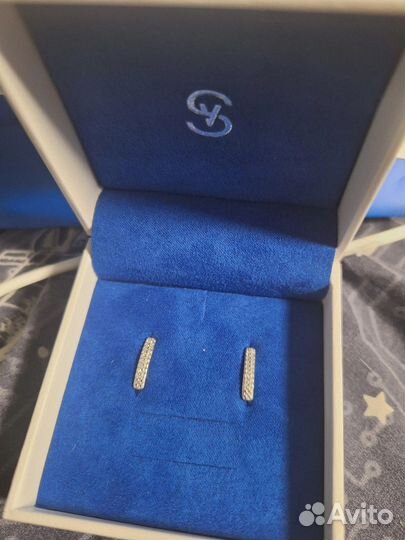 Серьги из белого золота с бриллиантами