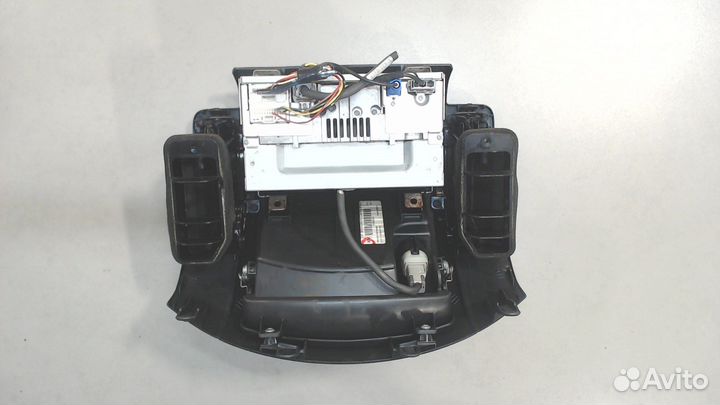 Магнитола Nissan Note E11, 2010