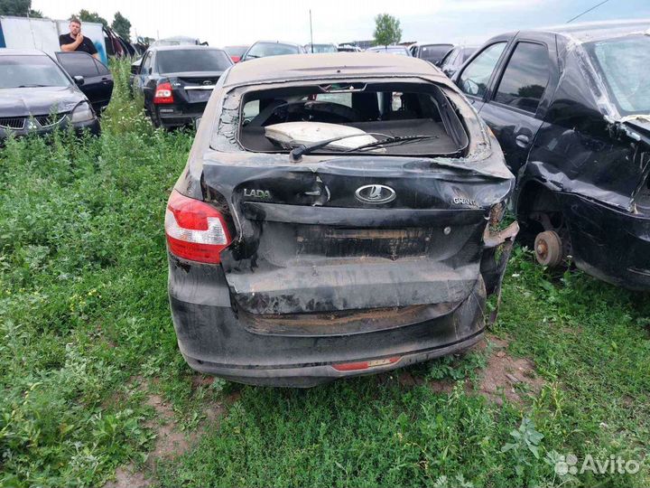 LADA Granta лифтбек 2015г разбор