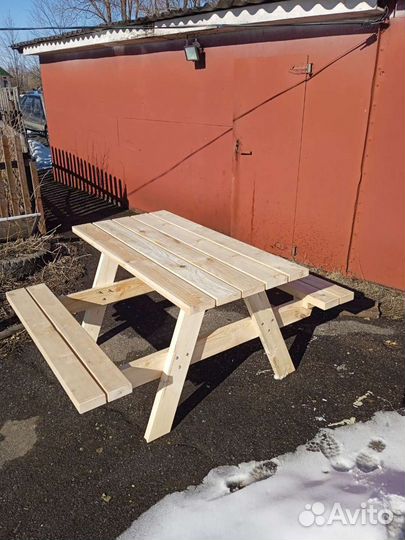 Стол садовый.(дерево)