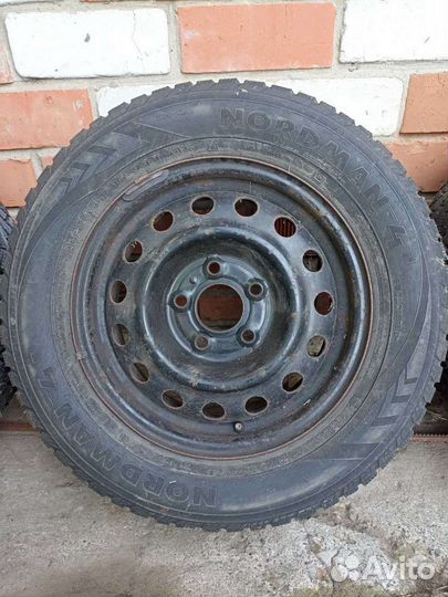 Nordman Nordman 4 205/65 R15 94T