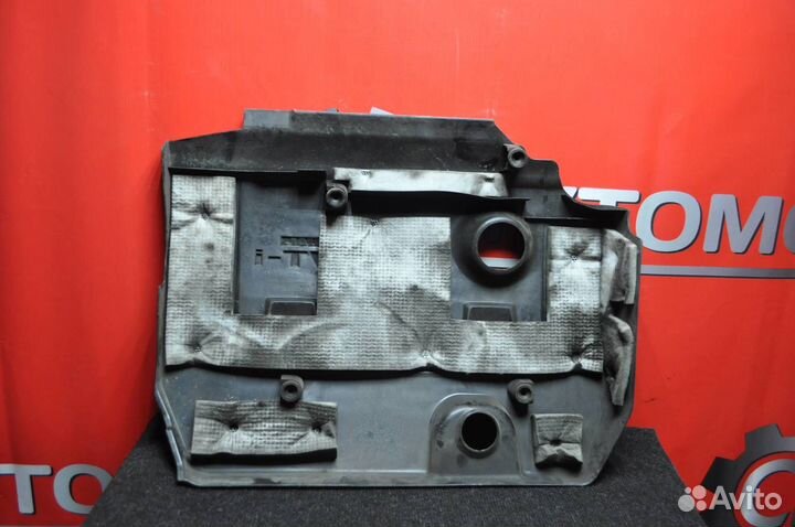 Крышка двс(декоративная) toyota auris ZRE151