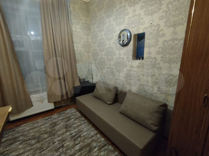 Комната 9 м² в 4-к., 1/4 эт.