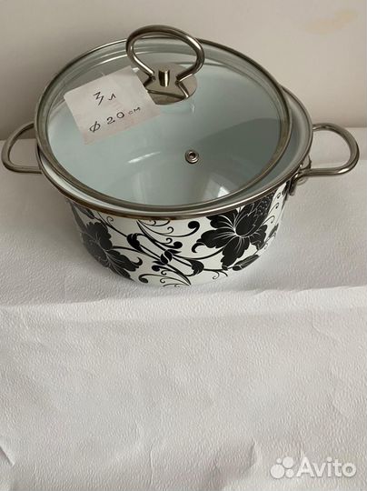 Кастрюли новые 1.5,2,3,4 л