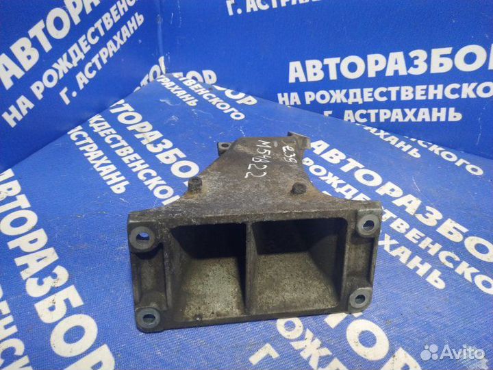 Кронштейн опоры двигателя Bmw E39 седан M54B22