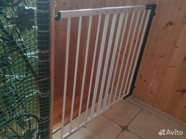 Ворота безопасности на лестницу,дверной проем