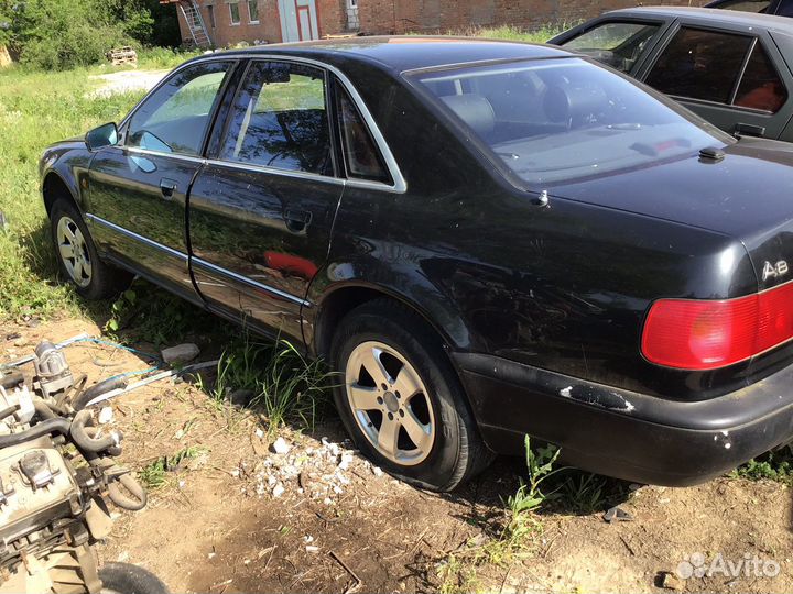 Двери на Audi A8