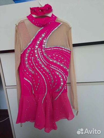 Костюм для фигурного катания