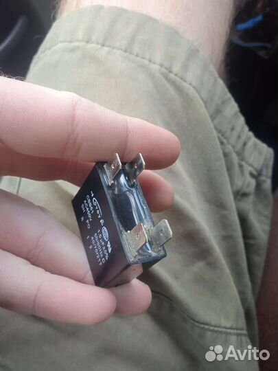 Пусковой конденсатор